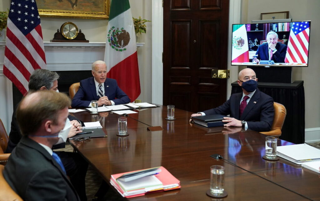 Biden Admin Extends COVID-19 Vaccine Requirement for Noncitizens at Borders