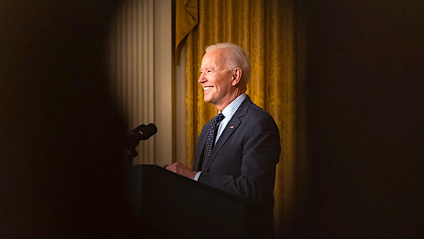 Clinton pollster: Biden has lost his 1 positive attribute