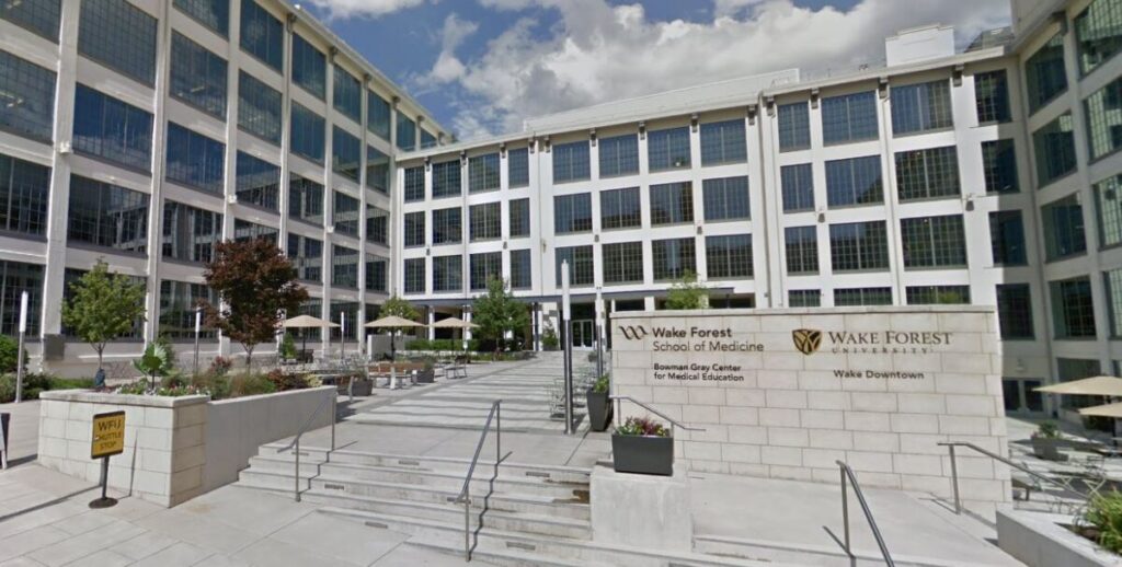 Medical School Says Student ‘Didn’t Intend to Harm’ Patient Who Mocked Her Pronoun Badge