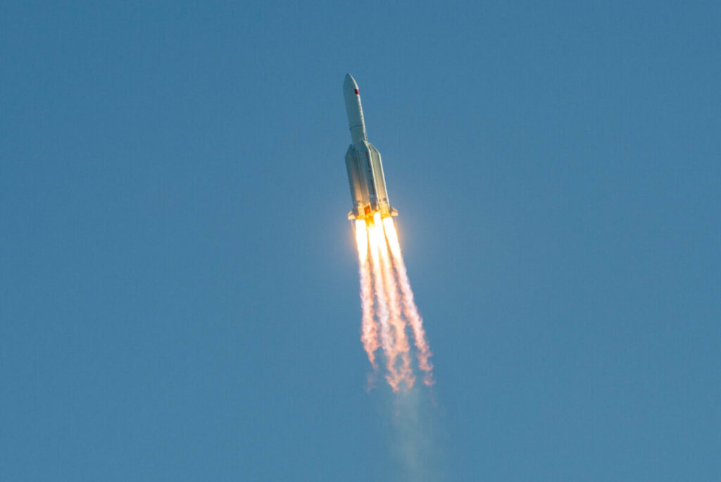 China Developing New Hypersonic Missile Capable of Striking Cars in Transit