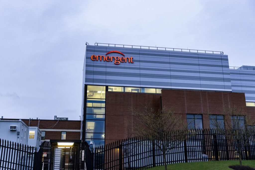 COVID-19 Vaccine Producer Hid Evidence of Problems: Report
