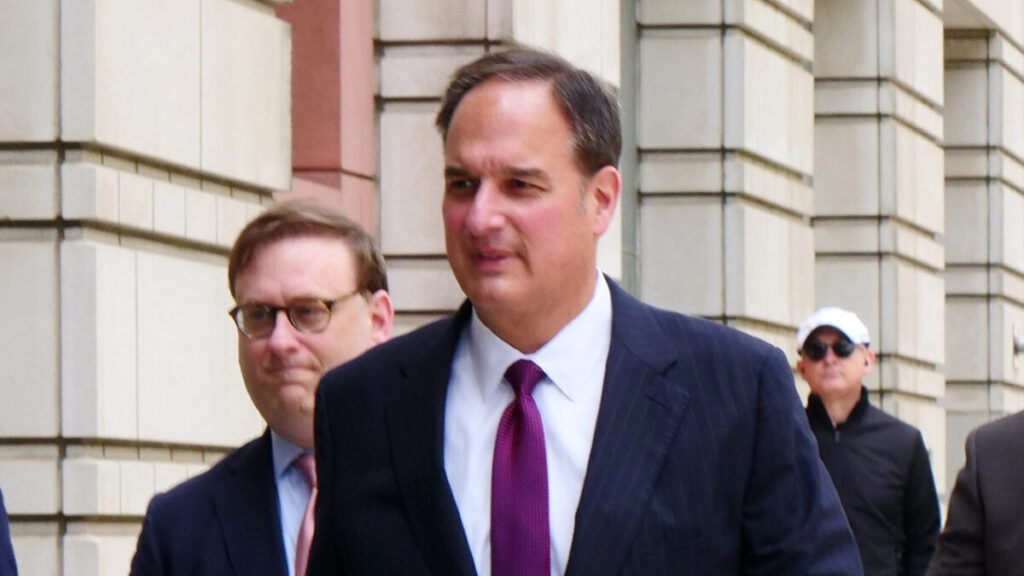 Clinton Campaign Lawyer Wanted to Create ‘October Surprise’ With Trump-Russia Claims: Prosecutors