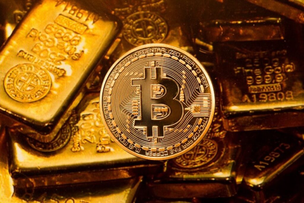 Bitcoin Falls Below $30,000, Lowest Price Since July 2021