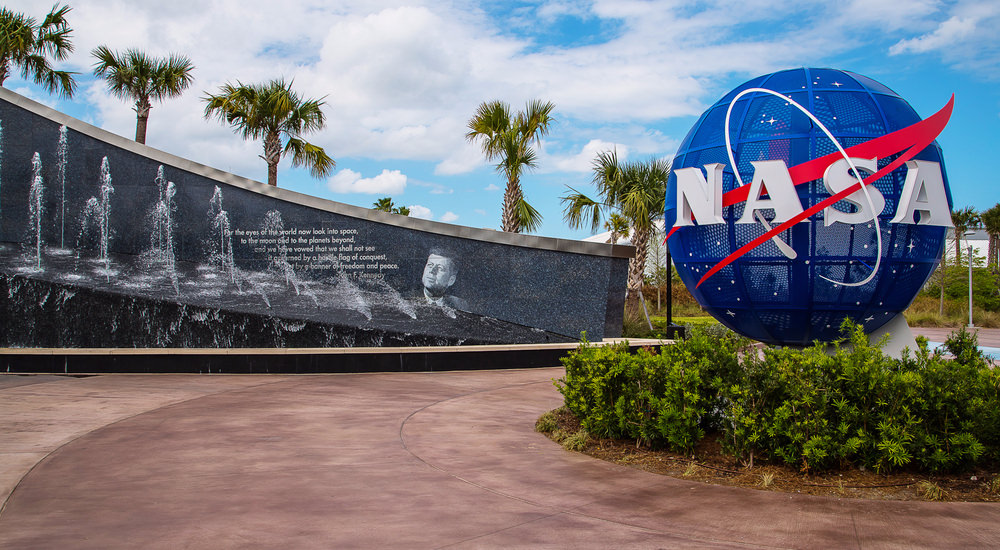 NASA Is Sending Drawings Of Nude Humans To Space Aliens