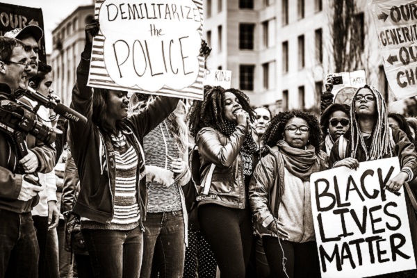 Republicans: To Win the Midterms, Hit Black Lives Matter