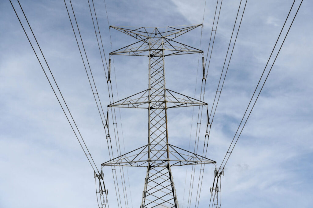 Thousands of Homes in Sydney Plunged Into Darkness As Energy Shortage Plagues Australia