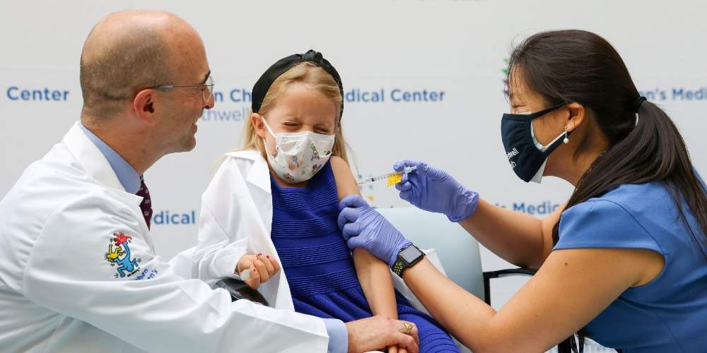 Even Pro-Vaxxers Can’t Believe the FDA Is Making Covid Jab Decision Based on a Study of 10