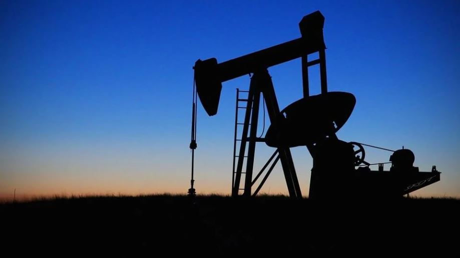 Americans want their fossil fuel economy back, Joe -poll