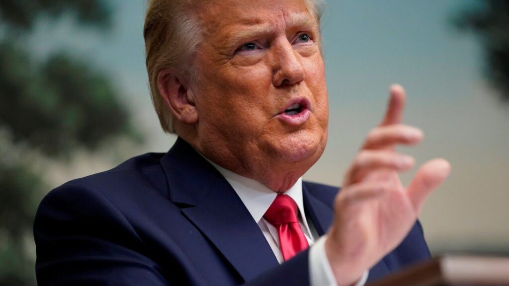 Trump Plans To Fire Over 50,000 SWAMP Creatures Using SCHEDULE F