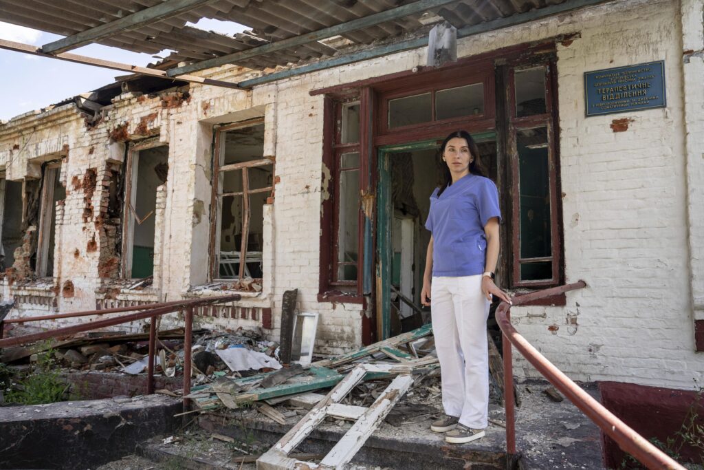 Doctors stay in Ukraine’s war-hit towns: ‘People need us’
