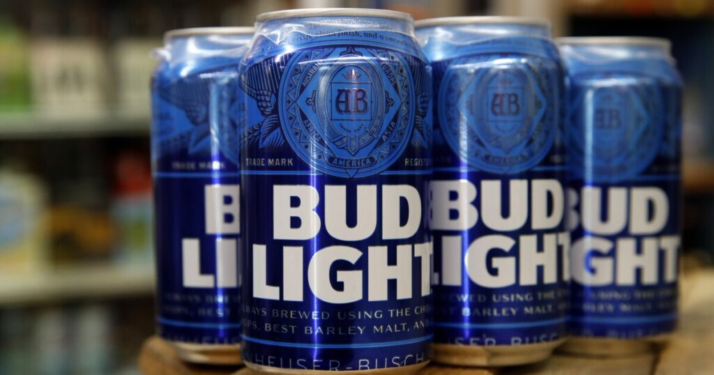 Massive Bud Light spill on interstate in Louisville