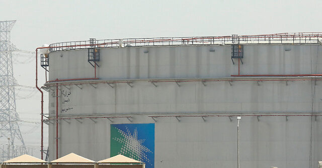 Saudi Arabia Sets September Crude Prices to Asia at Record High