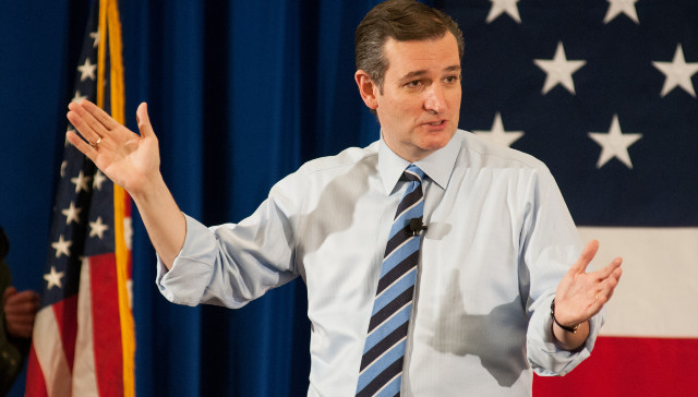 Ted Cruz Mocks Elizabeth Warren’s Ridiculous Story