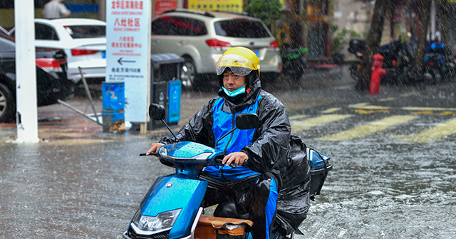 China: Post-Drought Floods Force Nearly 50,000 to Evacuate Sichuan