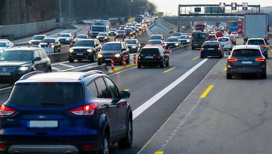 California Plans To BAN Gasoline Cars By 2035