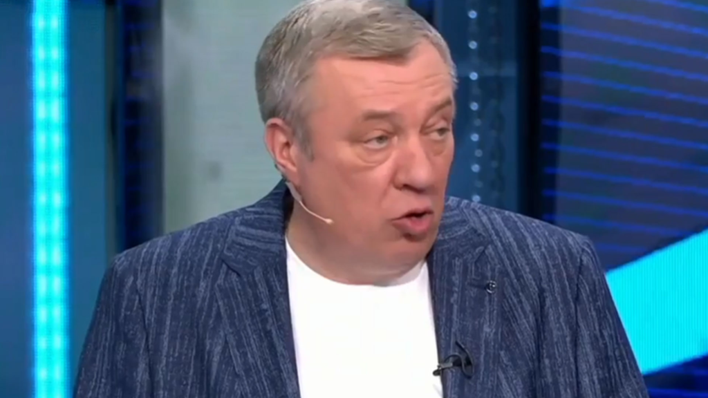 IN THE CROSSHAIRS Russia must strike LONDON first when World War Three erupts, says Putin ally who reveals Kremlin plan to conquer Europe