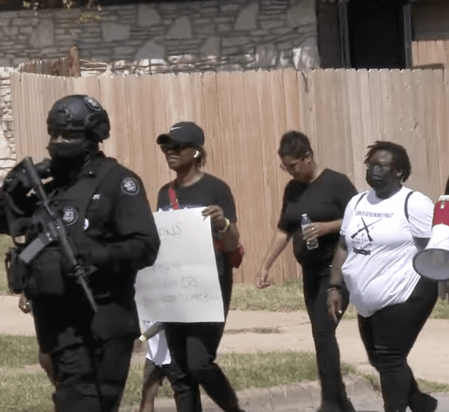 Armed Black Activist Groups March in Austin in Favor of Immigration Restriction