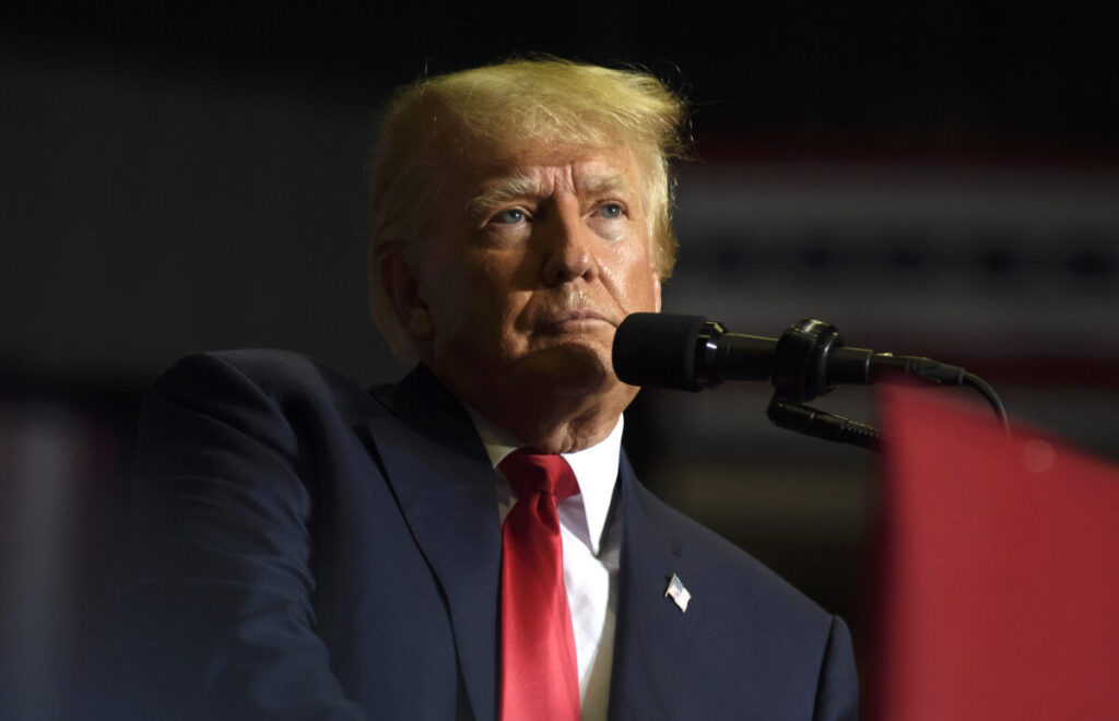 FBI Changes Total Number of Documents Seized From Trump’s Estate