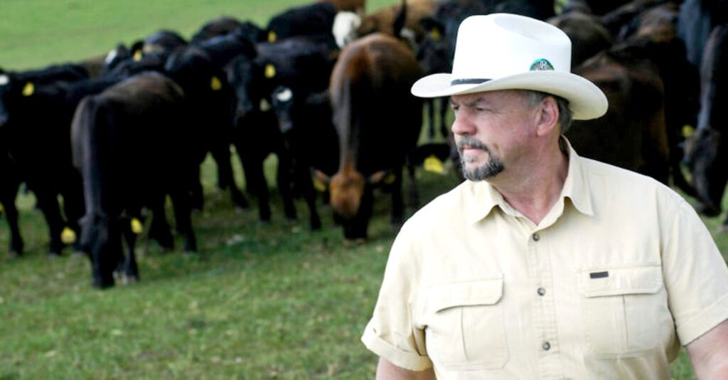 What Industrial Ag Gets Wrong and How Regenerative Farming Can Fix It: Joe Rogan Chats With 4th-Generation Farmer Will Harris
