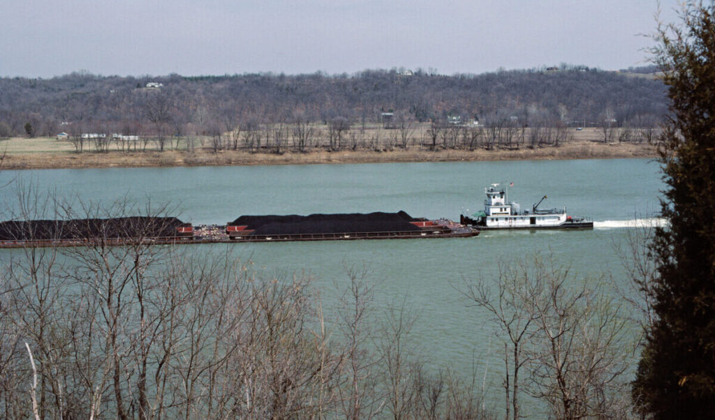 Kentucky GOP Treasurer Threatens 11 Banks With Divestment For Boycotting Fossil Fuels
