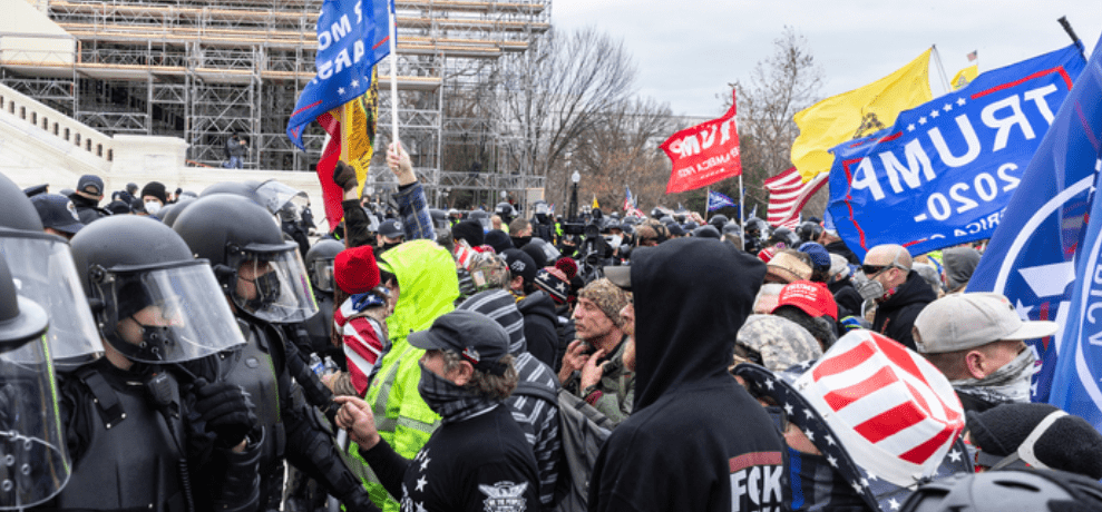 JUST IN: Tucker Carlson’s Team Reveals Video Footage Shown By Jan 6 Witch Hunt Committee Was DOCTORED...Inserted SCREAMS and Other Crowd Mayhem Sounds [VIDEO]