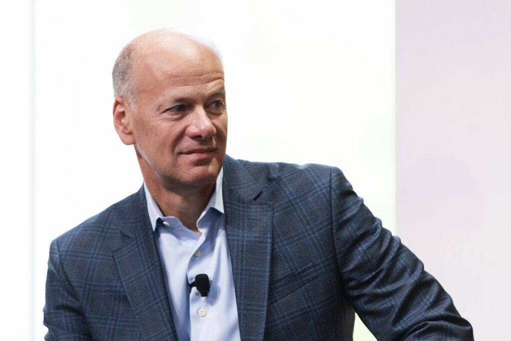 SVB CEO No Longer on San Francisco Fed’s Board After Bank Fails