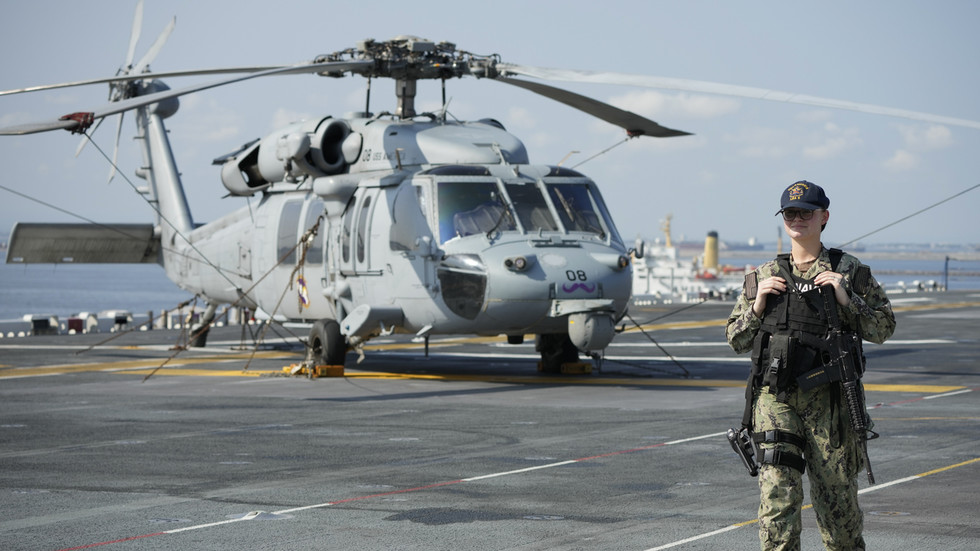 US to build new military bases near South China Sea