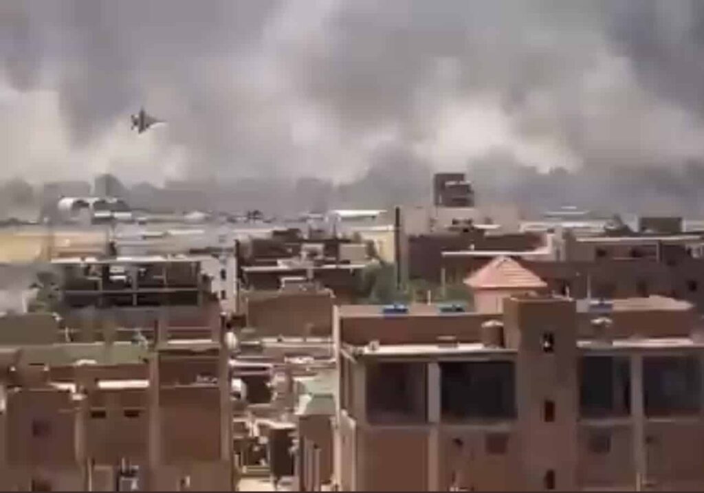 Over 400 killed, 3,500 hurt in Sudan fighting: WHO (VIDEO: WARNING GRAPHIC VIOLENCE)