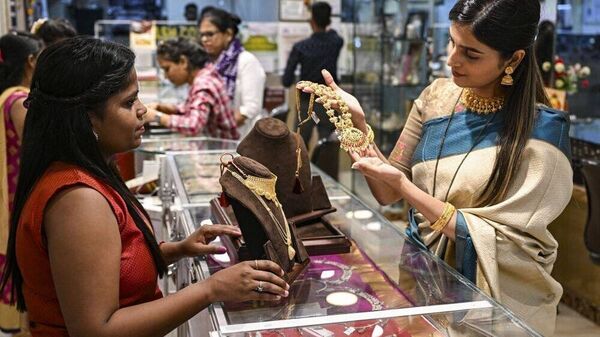 Gold price remains steady at record high. Silver hits new peak
