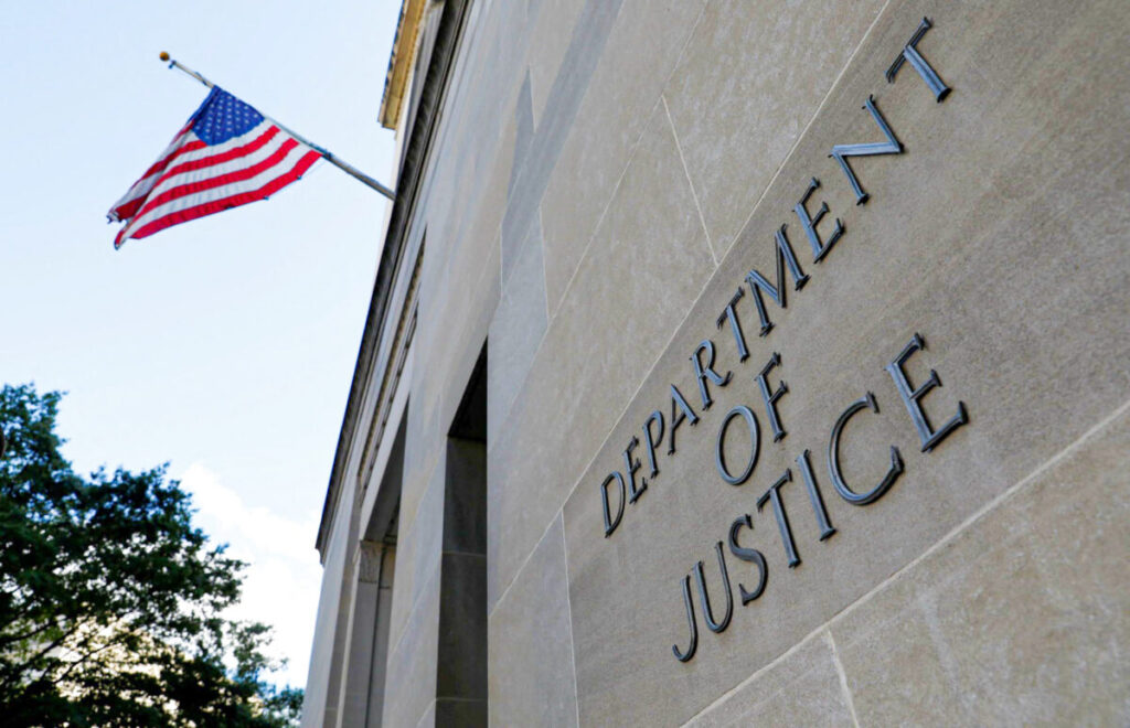 DOJ Charges 2 Suspected Chinese Agents for Targeting Falun Gong in US