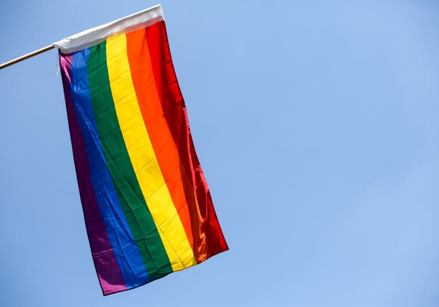 Parents At California Elementary School Protest ‘Pride Day’ Featuring LGBT Propaganda Storytime