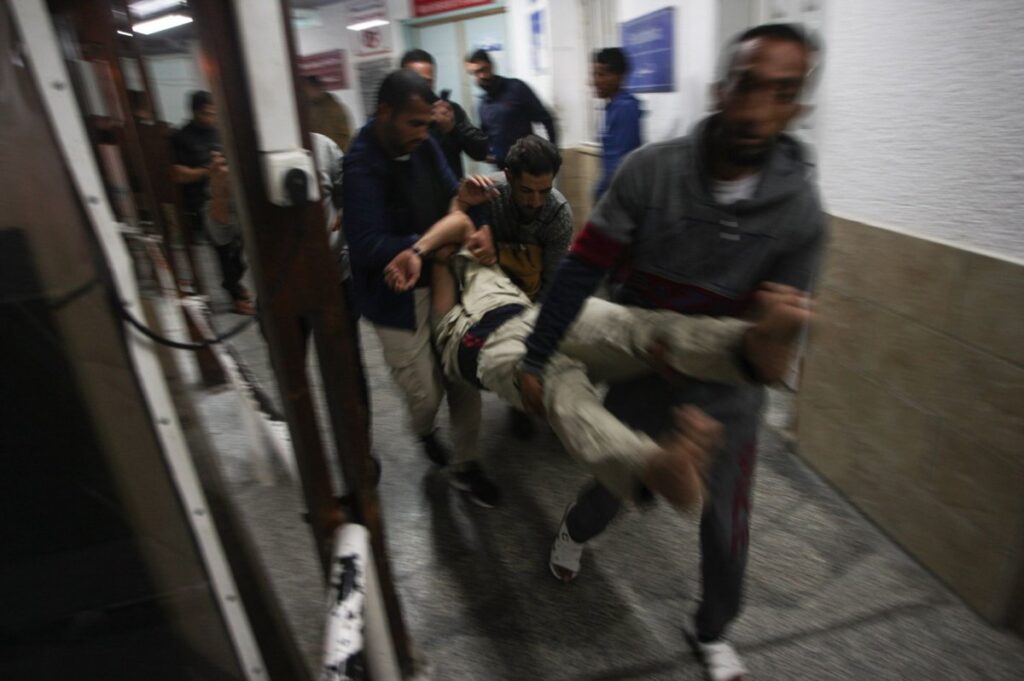 Israeli warplanes launch air strikes on Gaza, killing 3 senior terrorist leaders