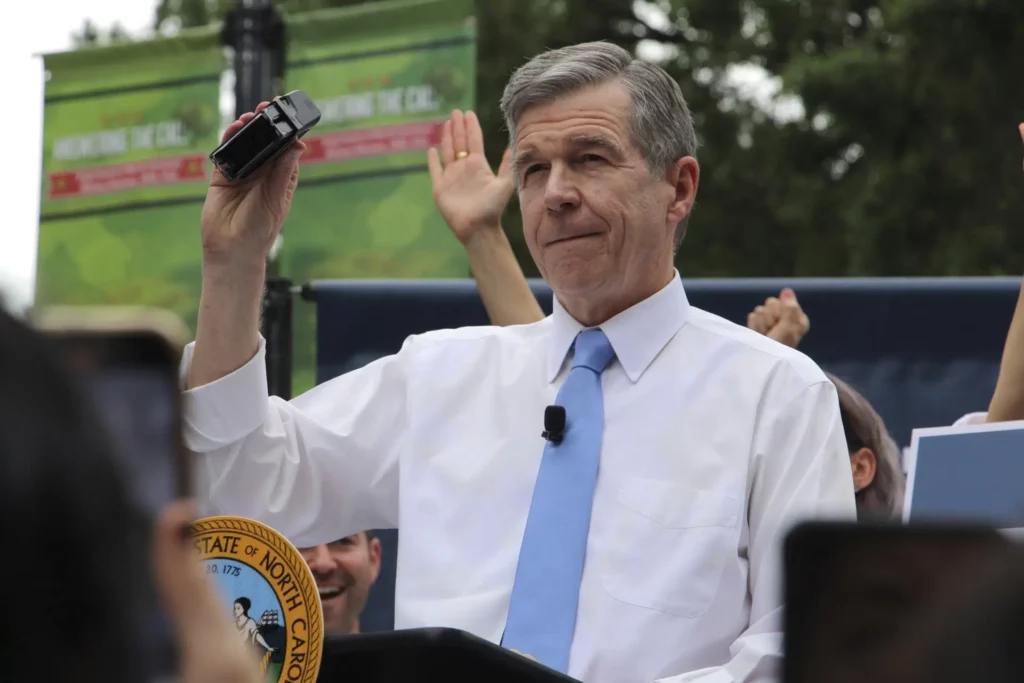 North Carolina governor vetoes abortion limits, launches override showdown
