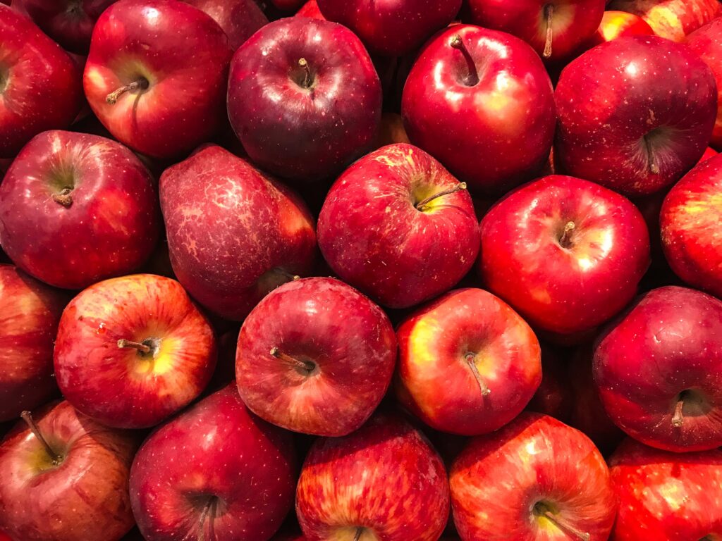 WARNING: Costco Apples Now Coated By Bill Gates’ New Product?