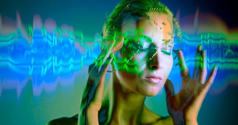 Humans Will Stop Talking & Communicate Only Using Thoughts By 2050, With The Help Of AI