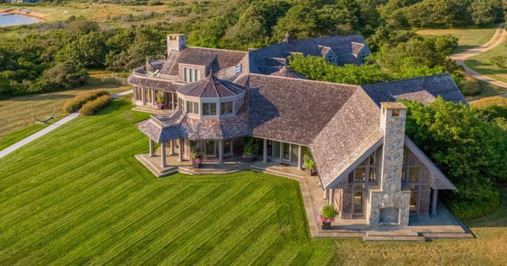 Identity of Black Man Found Dead Near Obama Estate Revealed