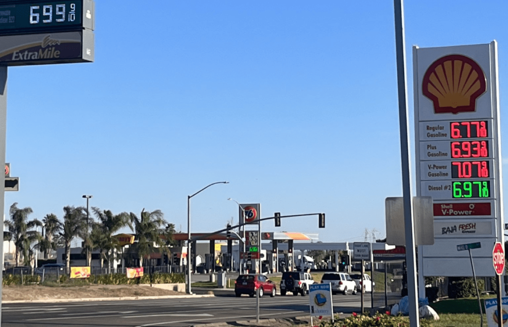 HISTORIC: Gas Reaches $7 a Gallon in Florida, $5.36 in LA; Most Expensive Prices in 2023