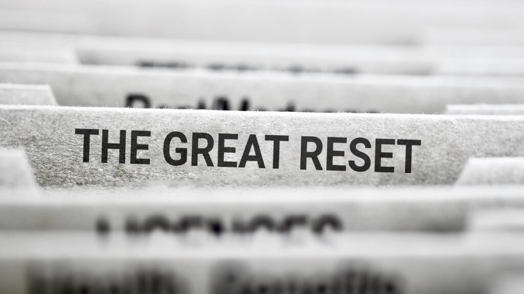 Globalism and the Coming World Dictator: Deceiving vs Restraining
