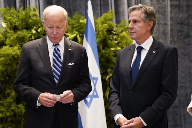 Crow Is on the Menu: White House Deletes Unblurred Photo of Delta Forces in Israel, Apologizes