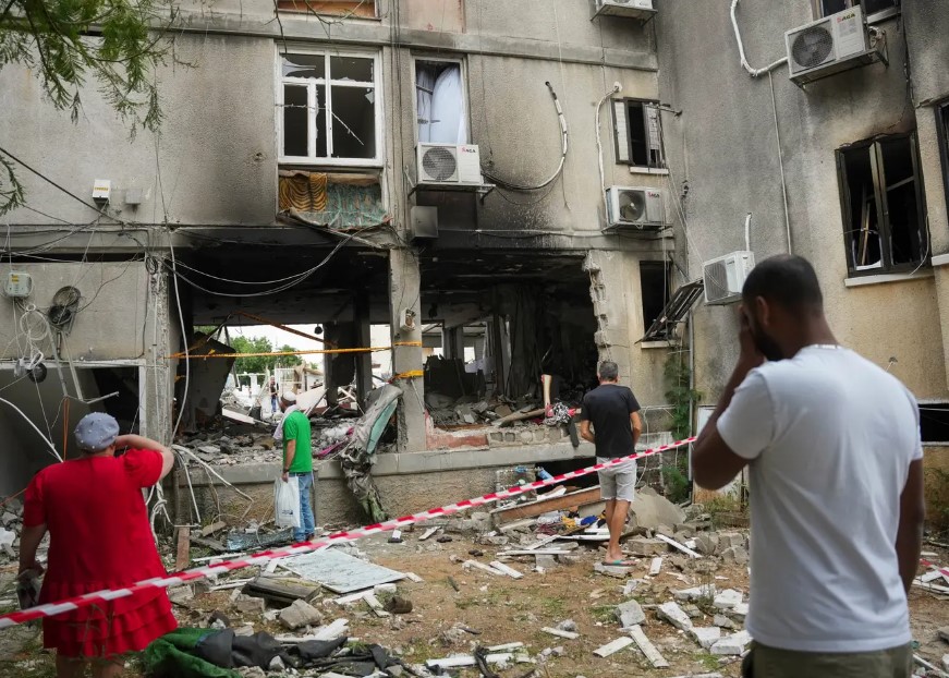 An Egyptian intelligence official said Israel's government downplayed threats from Gaza and was repeatedly warned of 'something big'