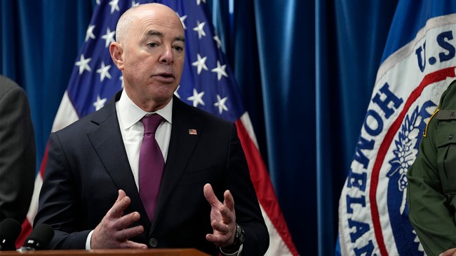 Failure Theater: Republicans Join With Democrats to Scuttle Impeachment of DHS Secretary Mayorkas