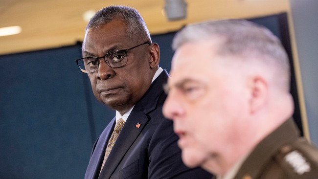 The Morning Briefing: There's Useless, Then There's Lloyd Austin Useless