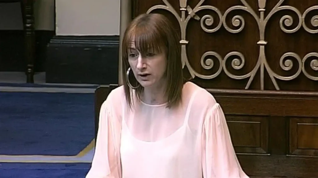 Irish politician Clare Daly destroys Israel and US War Narrative