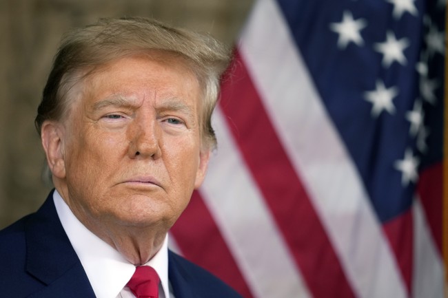 Illinois Becomes the Third State to Remove Trump From Primary Ballot