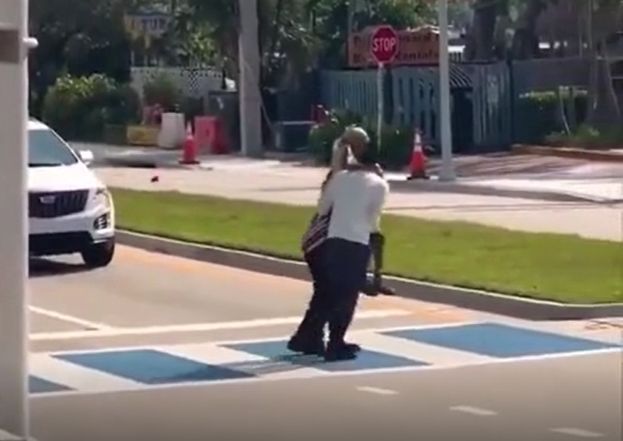The World Could Use A LOT MORE OF THIS KIND OF LOVE! (Video)