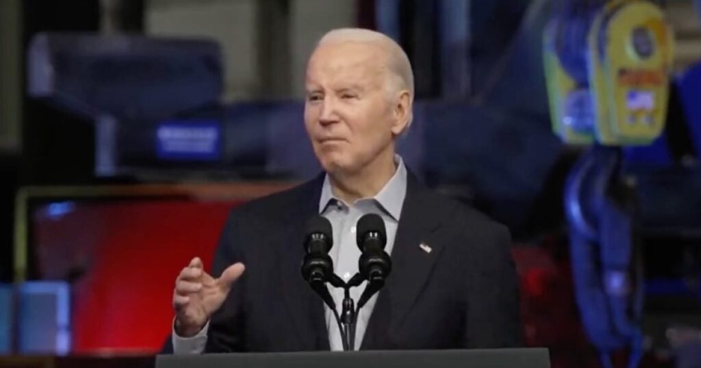 WATCH: Biden Eats Ice Cream, Claims “Didn’t Know” About Trump’s Same-Day Border Visit Plans