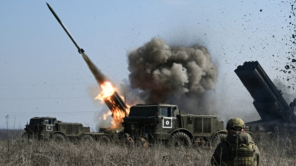 Long-range strikes, drone warfare and border escalation: Key events of the week in Russia-Ukraine conflict (VIDEOS)