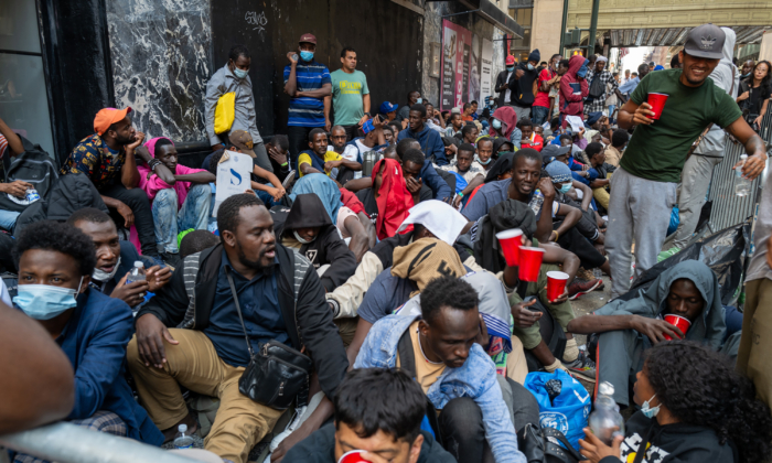 New York Starts Handing Out Prepaid Debit Cards to Illegal Immigrants