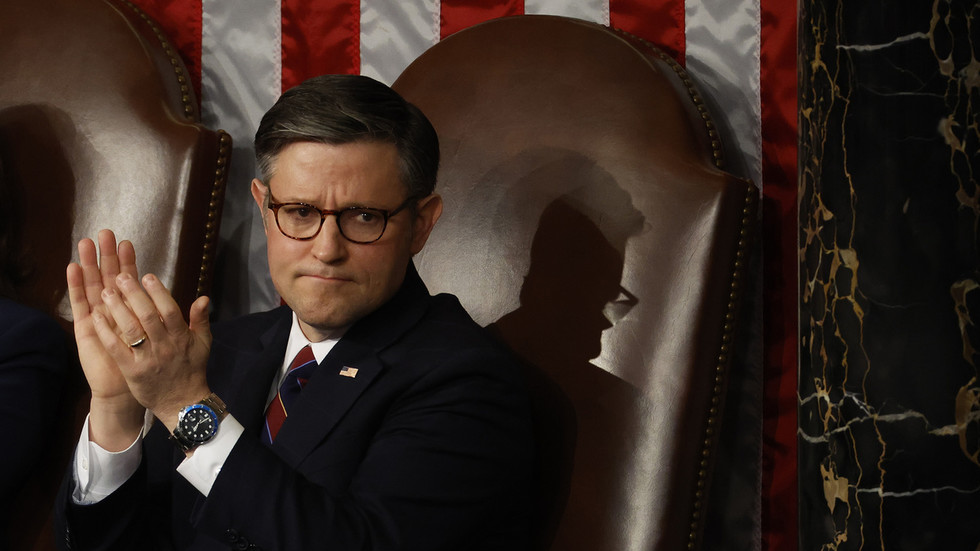 US House speaker to put Ukraine aid bill to a vote – media