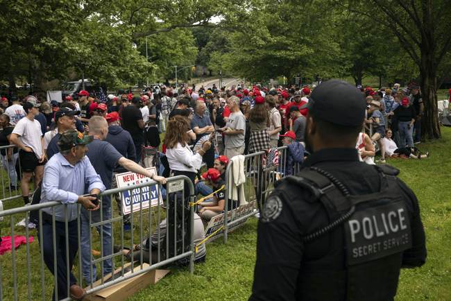 Anchor Spills Beans on Dem Effort to Get Protesters for Trump Rally, Protest Fail Is Incredibly Funny